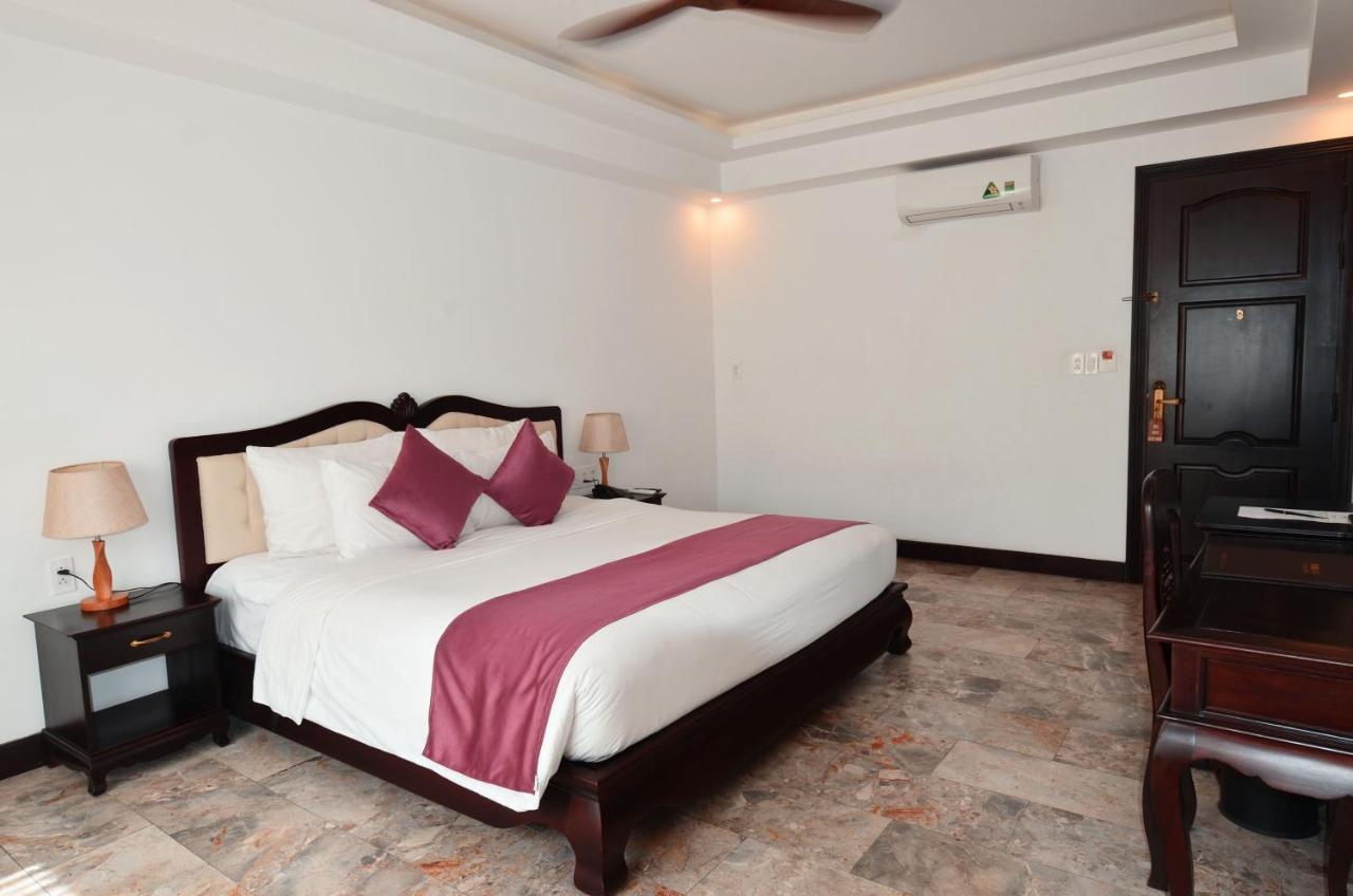 Hoian Central Hotel Hoi An Bagian luar foto