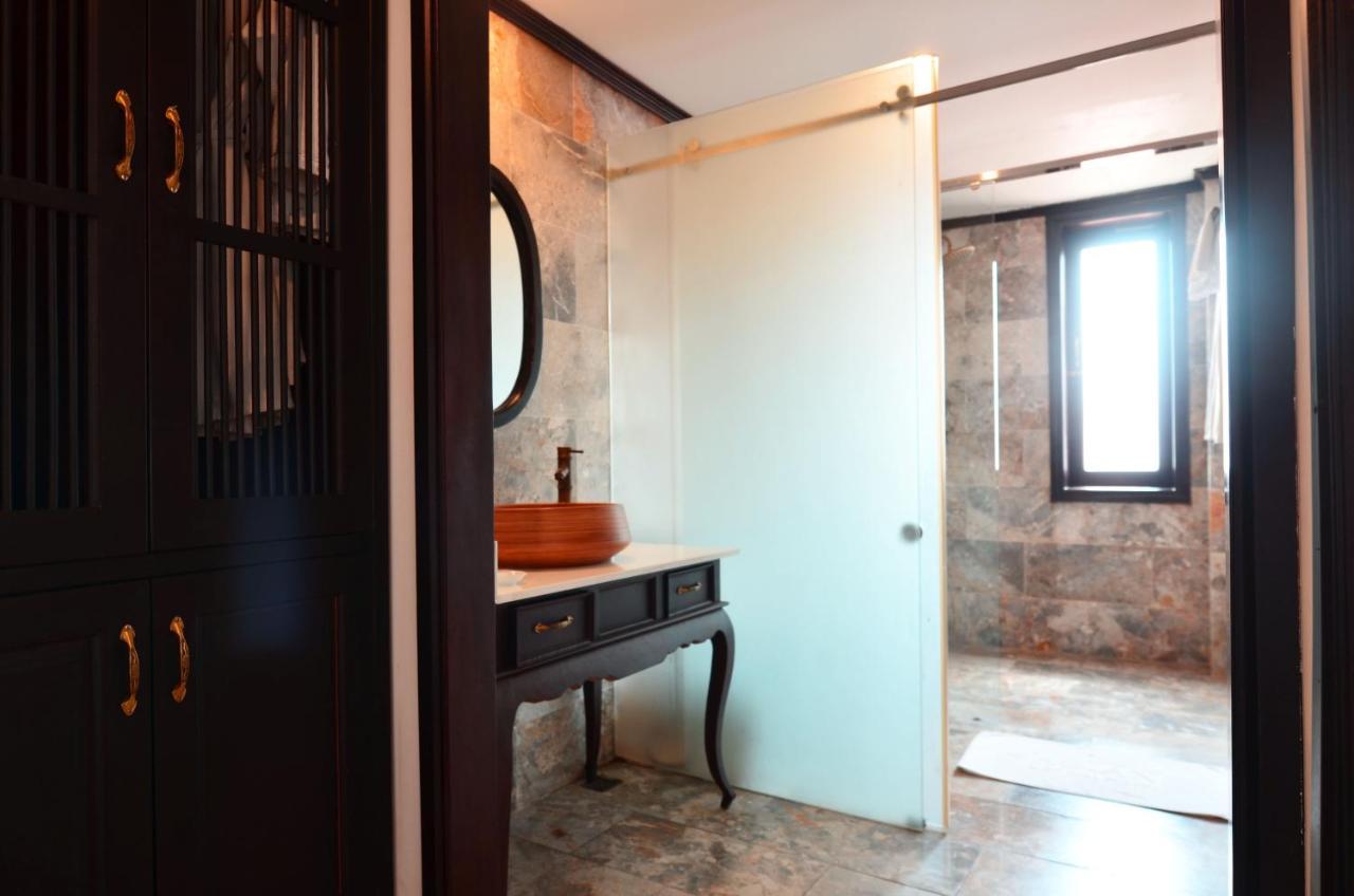 Hoian Central Hotel Hoi An Bagian luar foto