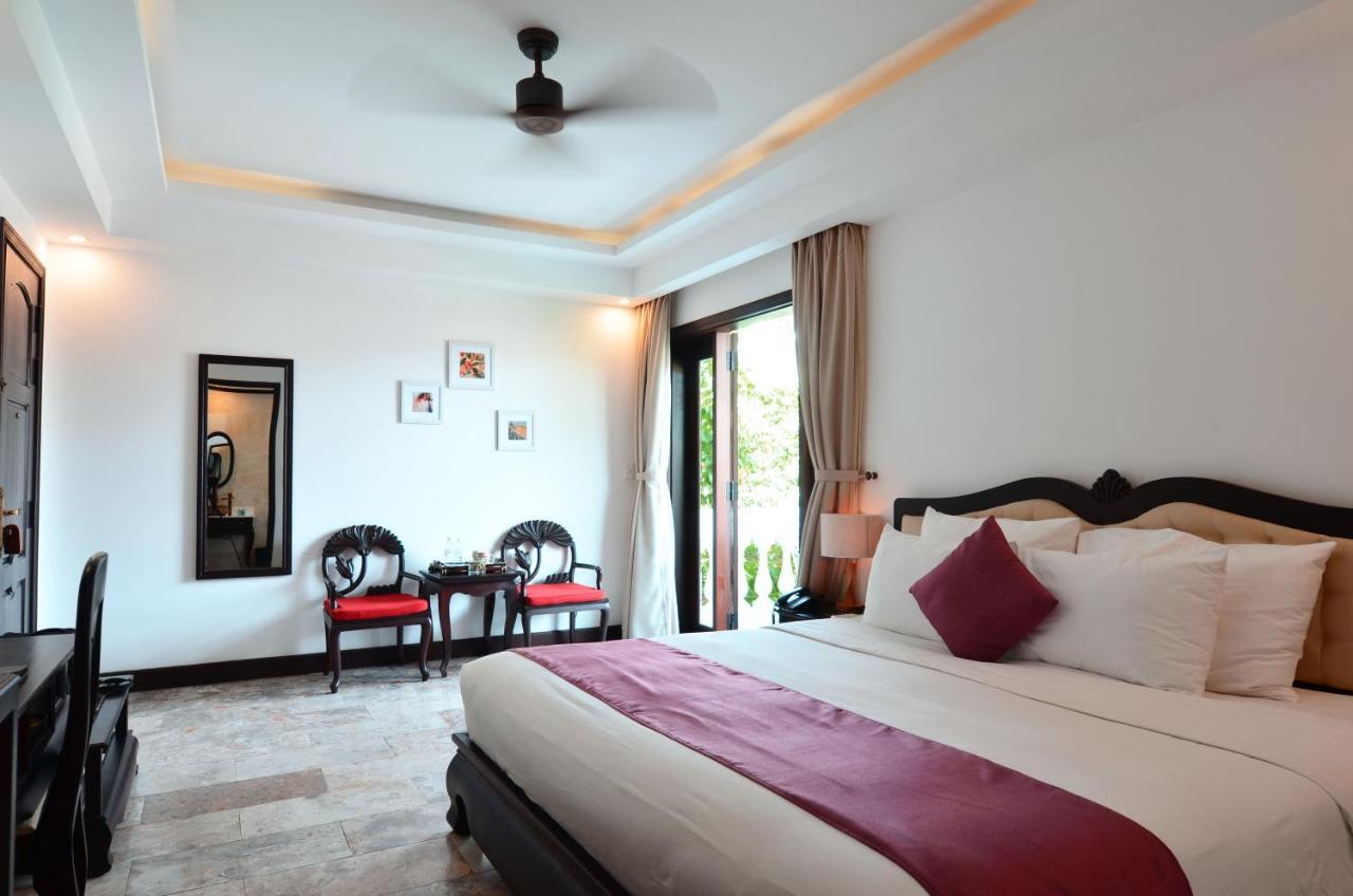 Hoian Central Hotel Hoi An Bagian luar foto