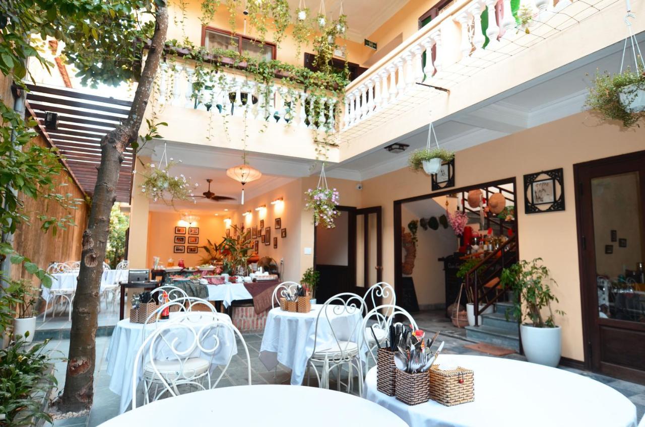 Hoian Central Hotel Hoi An Bagian luar foto