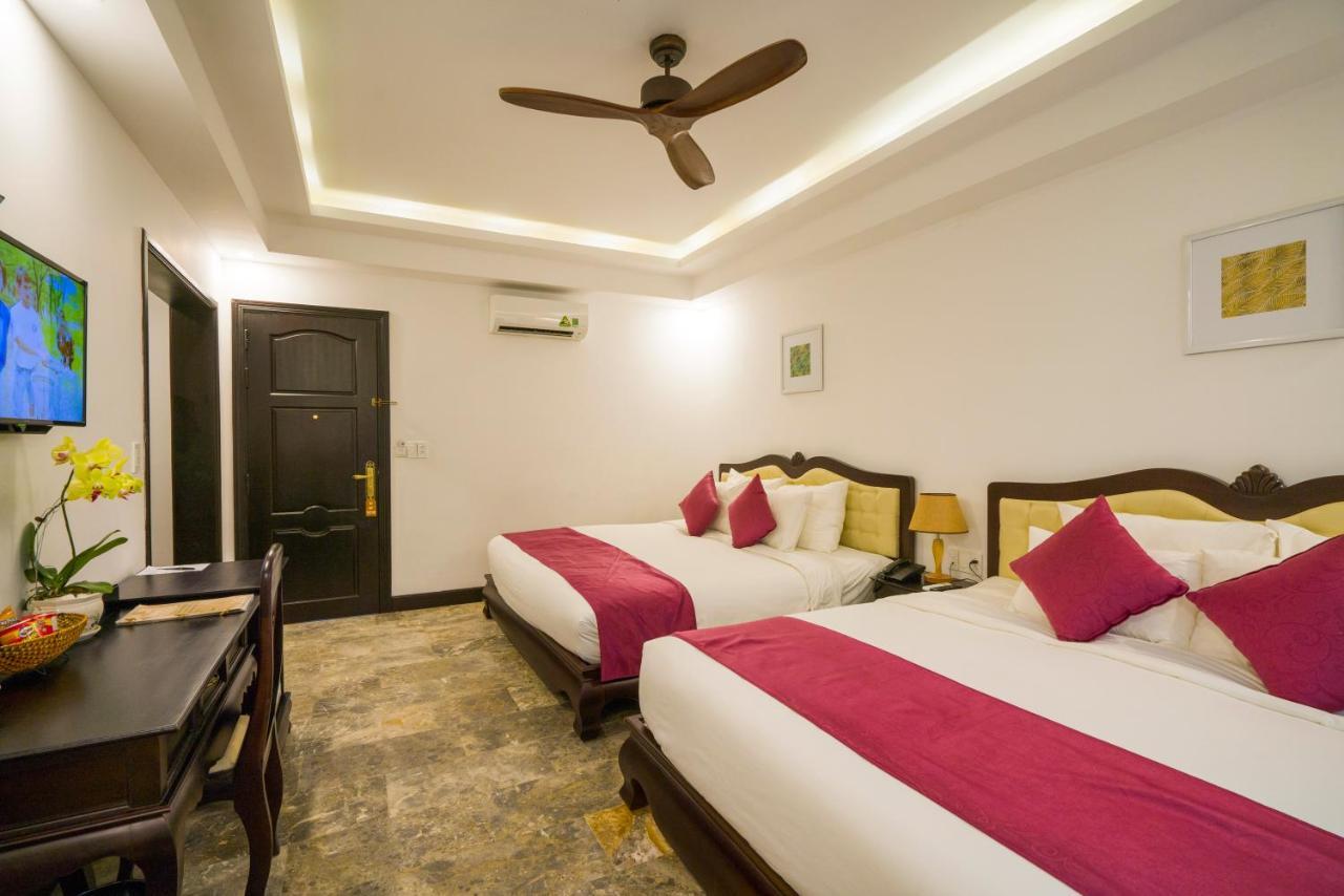 Hoian Central Hotel Hoi An Bagian luar foto